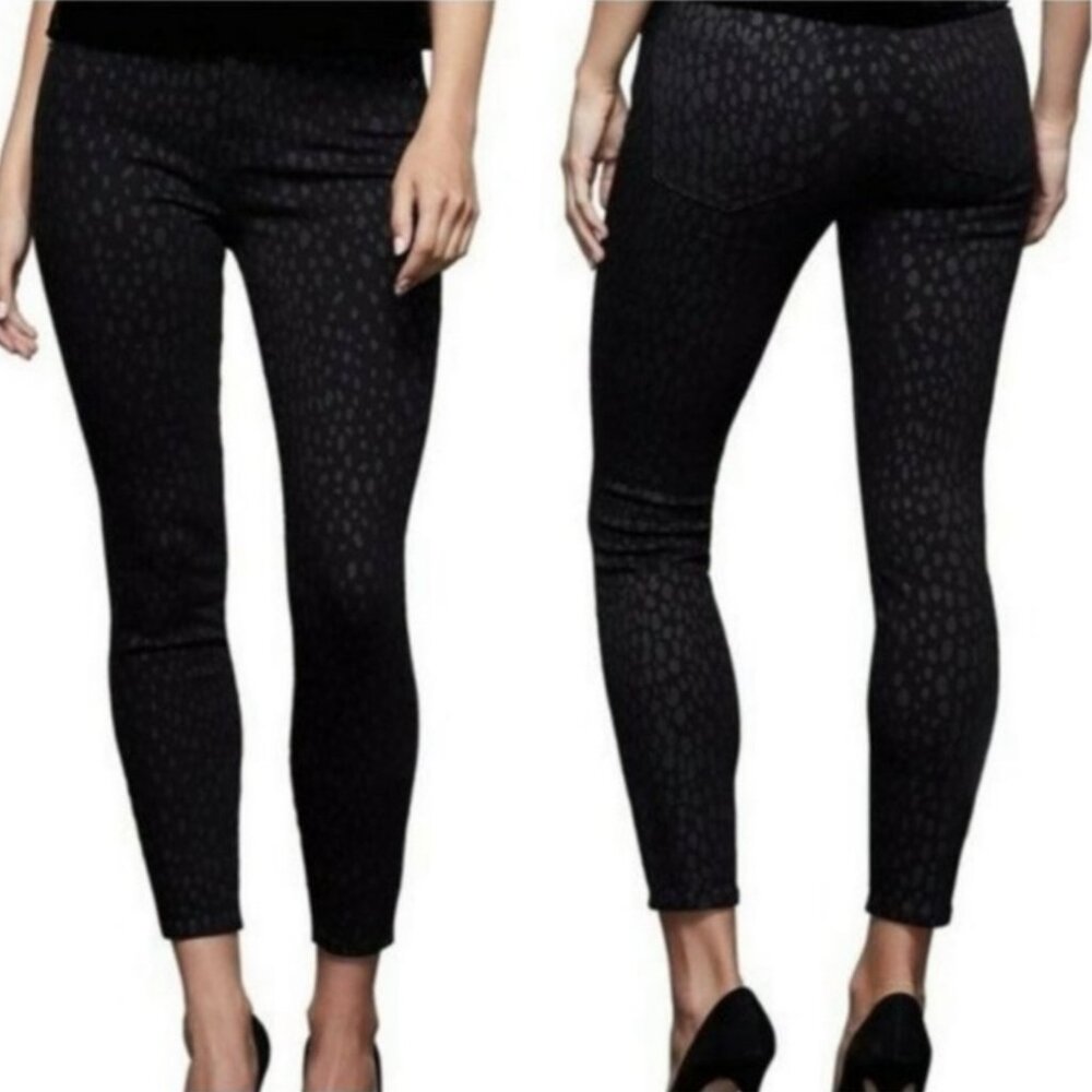 GOOD AMERICAN Good Leg Crop Leopard High Rise Jeans - Picture 2 of 9